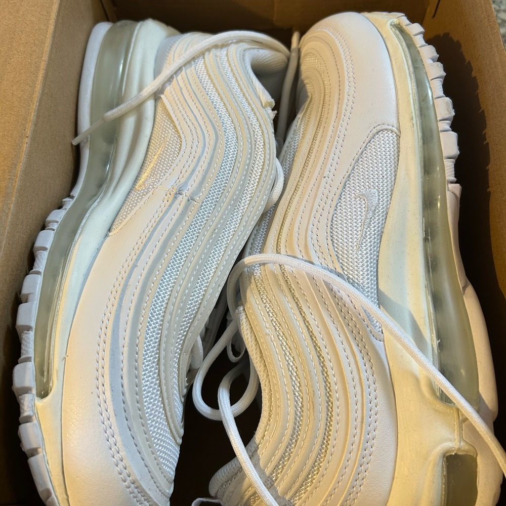 Nike White Air Max